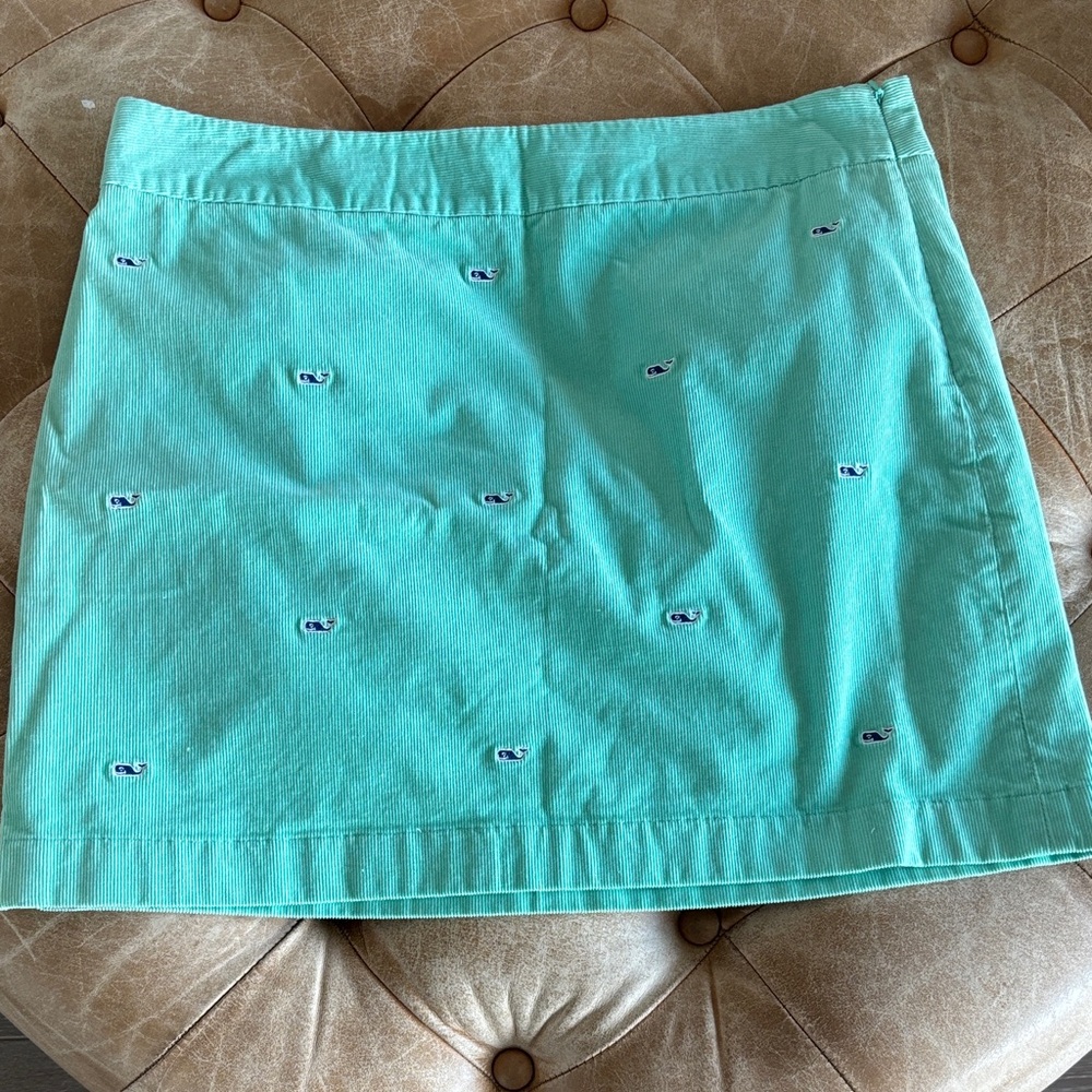 Vineyard Vines Corduroy Embroidered Whale Mini Skirt Size 10